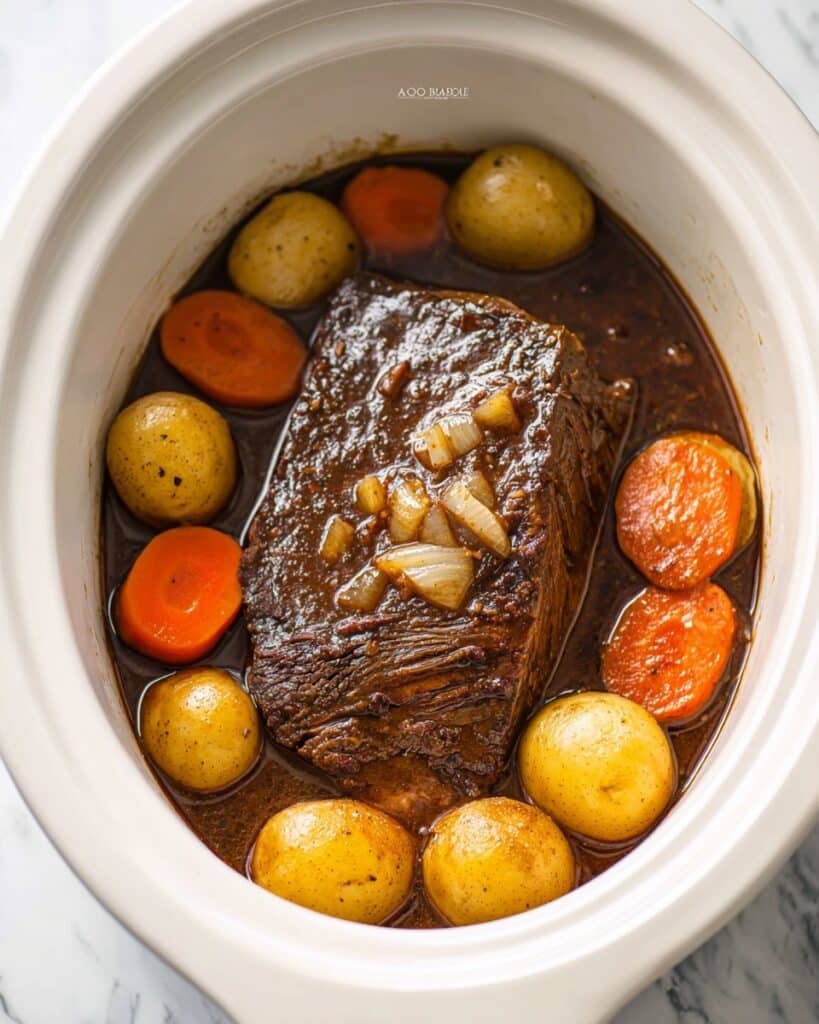 Slow Cooker Pot Roast with Rich Gravy and Tender Vegetables Recipe