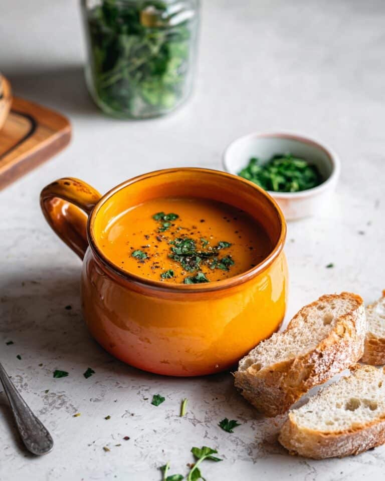 Easy Fresh Carrot Soup Recipe